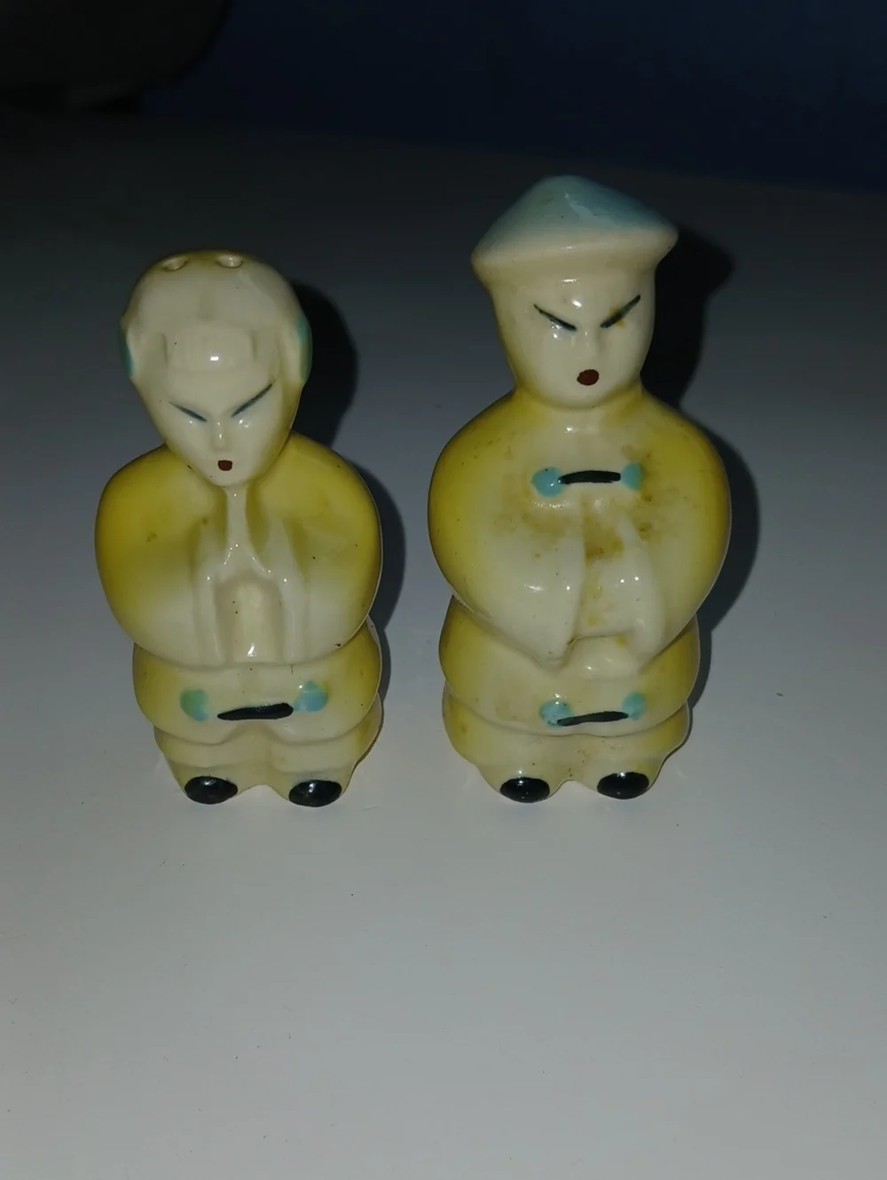 Vintage Ceramic Yellow Japanese Man & Woman Salt & Pepper Shakers
